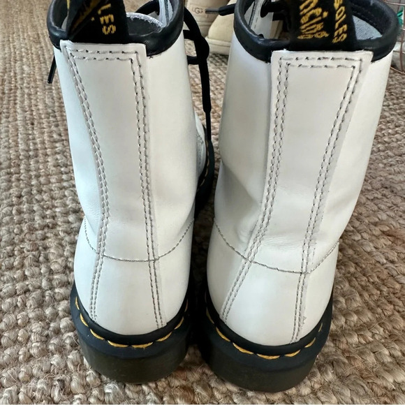 Doc Martens 1460 SMOOTH LEATHER LACE UP BOOTS - Picture 7 of 13